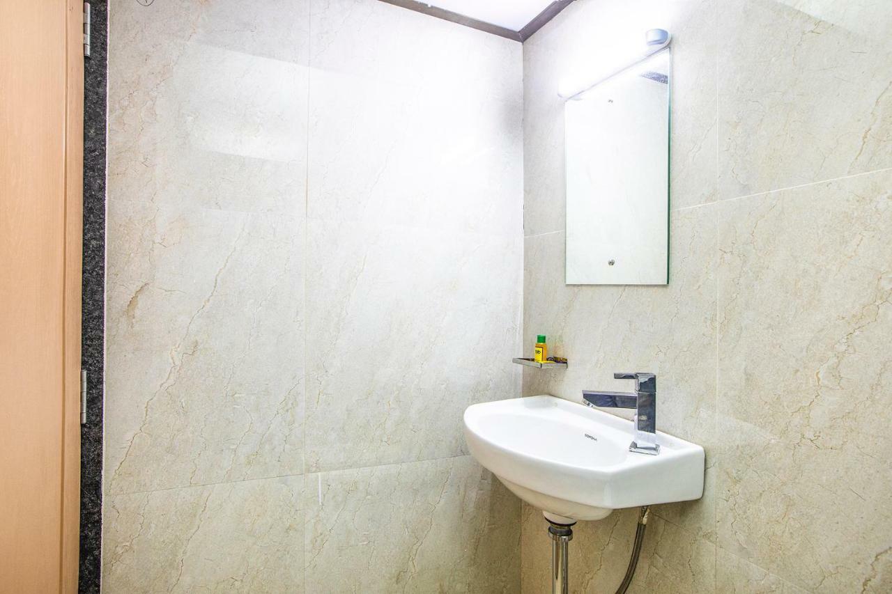 Fabexpress Silver Lake - Nr Bkc Mumbai Ngoại thất bức ảnh