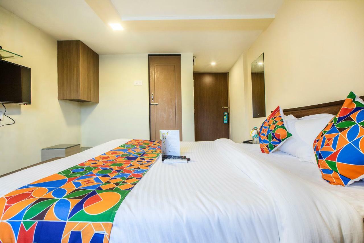 Fabexpress Silver Lake - Nr Bkc Mumbai Ngoại thất bức ảnh